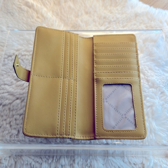 Steve Madden wallet. Mustard yellow color. No flaws. - Picture 3 of 6